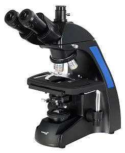 figura microscopio trinoculare biologico Levenhuk 870T
