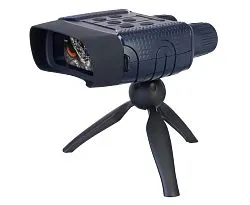 figura visore notturno binoculare digitale Levenhuk Discovery Night BL20 con treppiede