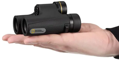 figura binocolo Bresser National Geographic 10x25,  8