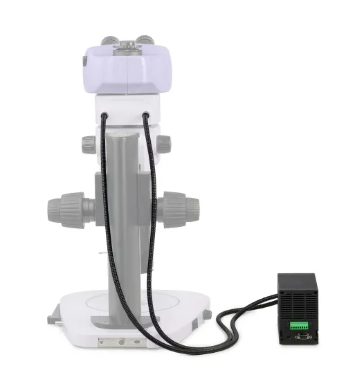 immagine luce episcopica a LED MAGUS CEI A18 con alimentatore e inserto per obiettivo,  5