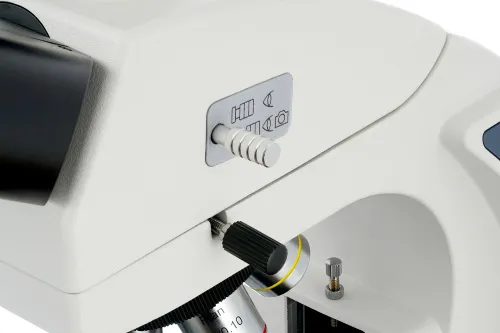 figura microscopio trinoculare digitale Levenhuk MED D40T,  9