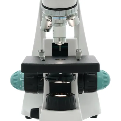 figura microscopio monoculare Levenhuk 500M,  8