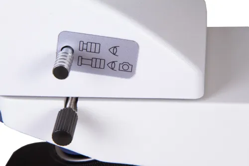 figura microscopio trinoculare digitale Levenhuk MED D30T LCD,  11