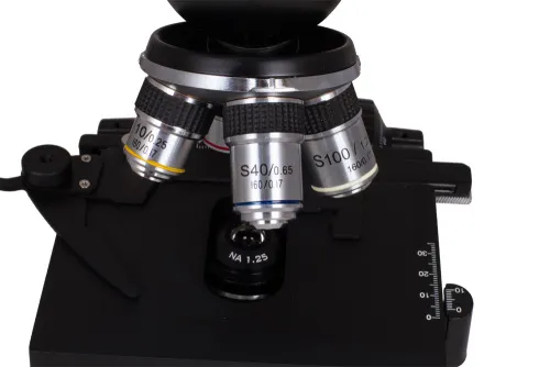 foto microscopio monoculare digitale Levenhuk D320L 3.1M,  7