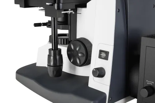 figura microscopio Levenhuk MED PRO 600 Fluo,  10
